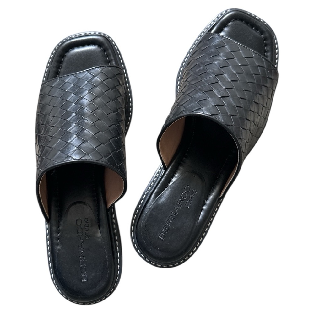 Chunky black woven leather mule lug sole 8 NEW NIB Bernardo Sindy - Picture 3 of 6